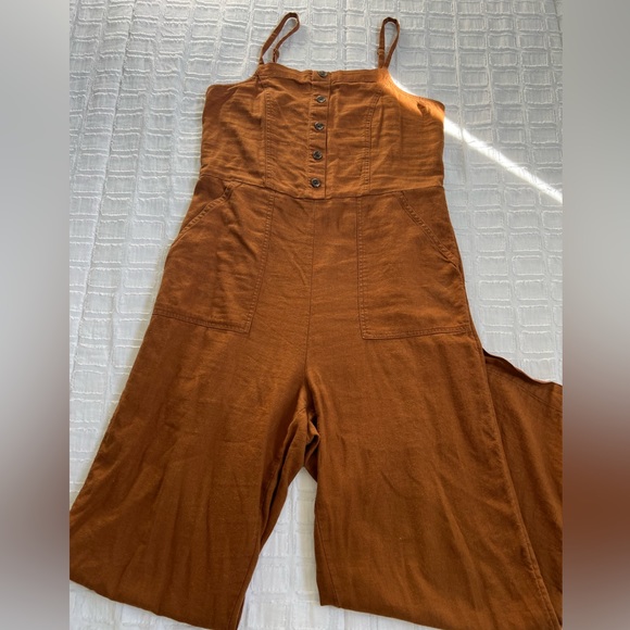 Old Navy Pants - Old Navy Linen Blend Overalls With Pockets Adjustable Straps Wide Leg Medium